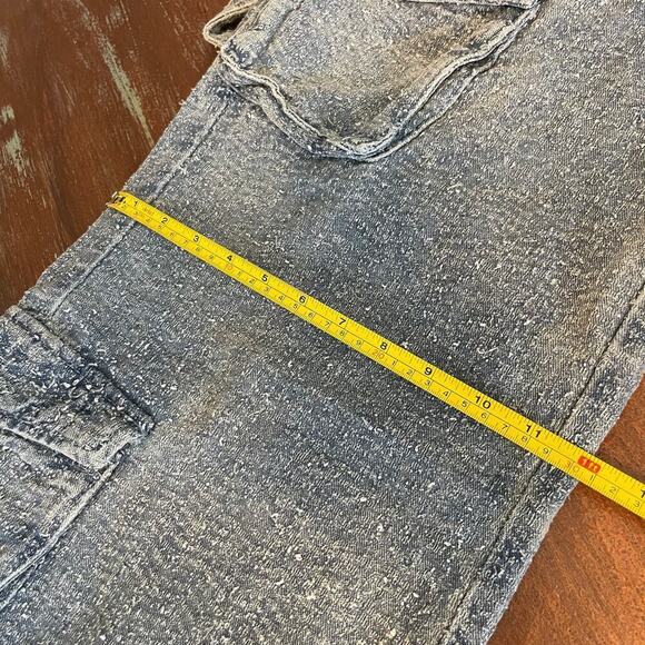 Forever 21 Women's Y2K Style Denim Cargo Pants NWT Size 27 - Picture 7 of 9